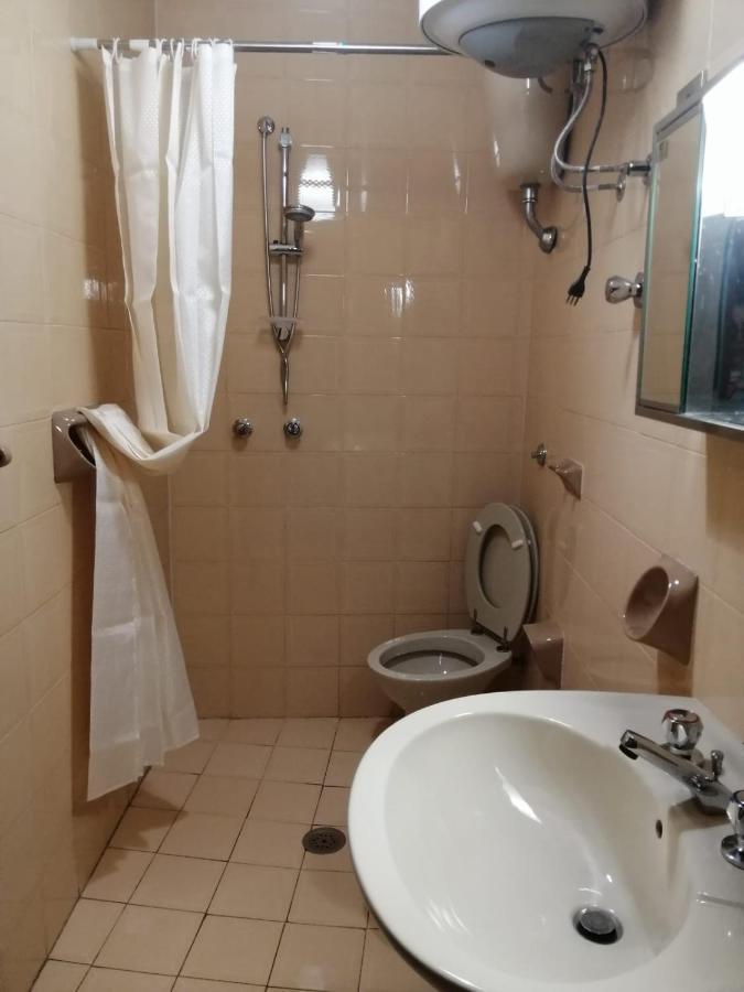 I Trecento Hotel Padula Eksteriør billede